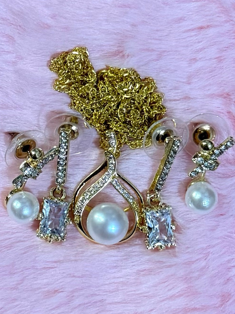 Natural White South Sea Pearl Pendant Necklace 22”, 18K Gold Filled Earrings